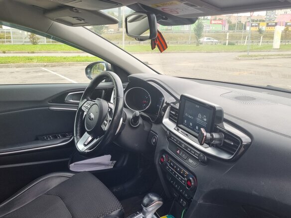 2019 Kia Ceed III, серый, 1430000 рублей - вид 7