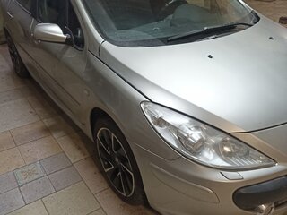 2006 Peugeot 307 I Рестайлинг, серебристый, 299999 рублей, вид 2