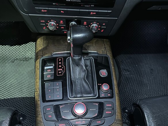 2012 Audi A6 IV (C7), чёрный, 1400000 рублей - вид 7