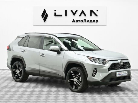 2021 Toyota RAV4 V (XA50), серый, 2985000 рублей, вид 1
