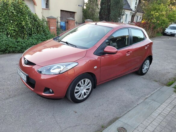 2008 Mazda 2 II (DE), красный, 625000 рублей
