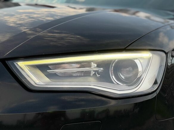 2014 Audi A3 III (8V), чёрный - вид 2