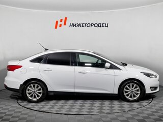 2018 Ford Focus III Рестайлинг, белый, 1099000 рублей, вид 4