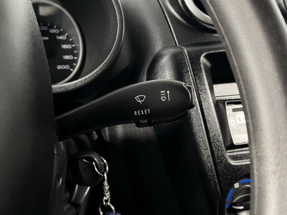 2013 Lada (ВАЗ) Granta I, красный, 439900 рублей - вид 13