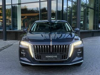 2024 Hongqi H5 II, коричневый, 4280000 рублей, вид 3