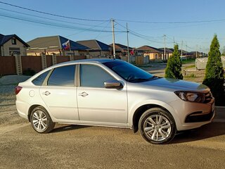 2023 Lada (ВАЗ) Granta I Рестайлинг, серебристый, 900000 рублей, вид 1