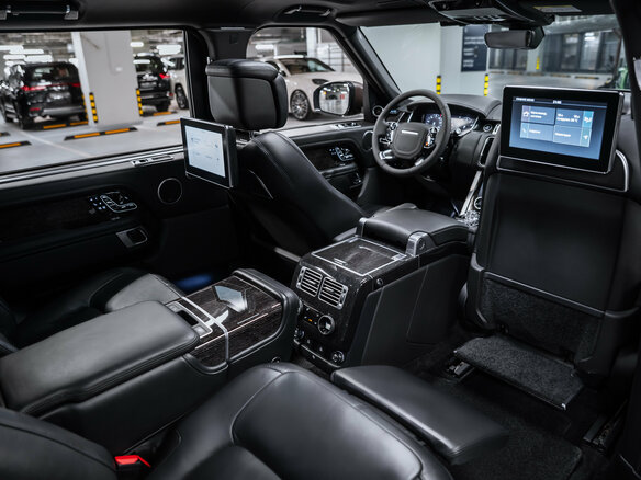 2019 Land Rover Range Rover Long IV Рестайлинг, серебристый, 6190000 рублей - вид 3