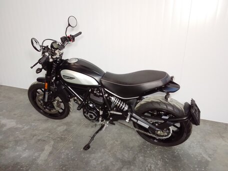 2020 Ducati Scrambler 800, чёрный, 629000 рублей, вид 2