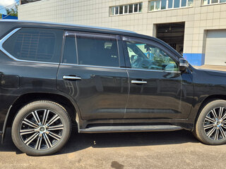 2019 Lexus LX 570 III Рестайлинг 2, чёрный, 7500000 рублей, вид 3