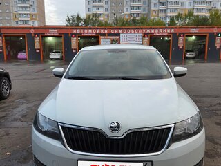 2018 Skoda Rapid I Рестайлинг, белый, 1290000 рублей, вид 1
