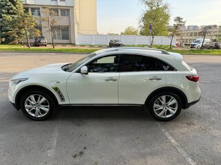 2012 Infiniti FX30d II (S51) Рестайлинг, белый, 1799000 рублей, вид 4