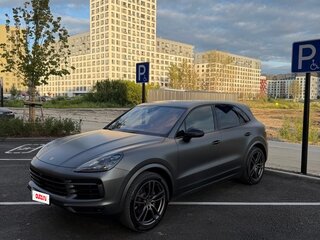 2020 Porsche Cayenne III, серый, 7990000 рублей, вид 1