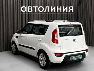 2014 Kia Soul I Рестайлинг, белый, 949000 рублей, вид 4