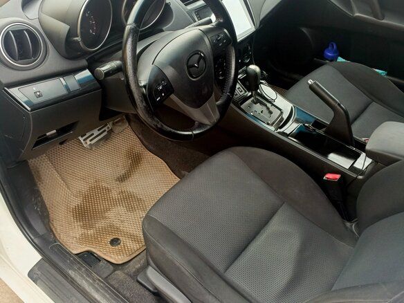 2011 Mazda 3 II (BL), белый - вид 11