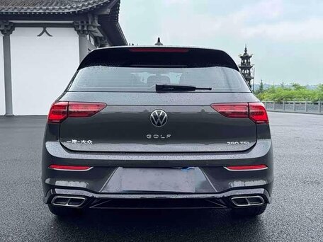 2022 Volkswagen Golf VIII, серый, 2250000 рублей, вид 5