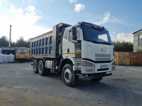 2023 FAW J6 CA3250, белый, 4079000 рублей, вид 2