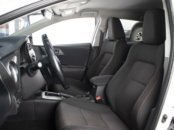 2015 Toyota Auris II, белый, 1419000 рублей - вид 7