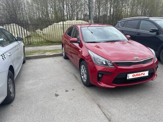 2017 Kia Rio IV, красный, 990000 рублей, вид 4