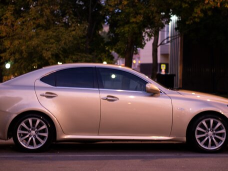 2006 Lexus IS 250 II, бежевый, 1100000 рублей, вид 3