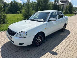 2017 Lada (ВАЗ) Priora I Рестайлинг, белый, 450000 рублей, вид 1