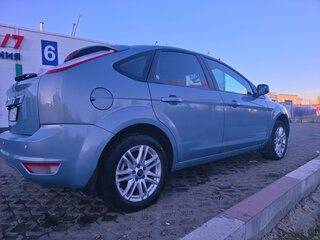 2008 Ford Focus II Рестайлинг, серый, 700000 рублей, вид 5