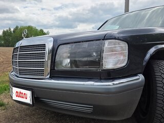 1990 Mercedes-Benz S-Класс 500 II (W126) Рестайлинг, чёрный, 700000 рублей, вид 3