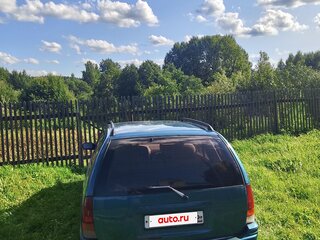 1997 Nissan Primera I (P10), зелёный, 150000 рублей, вид 4