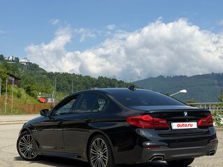 2018 BMW 5 серии 520i VII (G30/G31/G38), чёрный, 3200000 рублей, вид 2