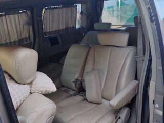 2002 Nissan Elgrand II (E51), серый, 700000 рублей, вид 5