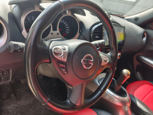 2014 Nissan Juke I, красный, 1250000 рублей - вид 15