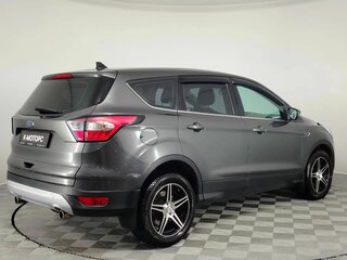 2017 Ford Kuga II Рестайлинг, серый, 1650000 рублей, вид 5
