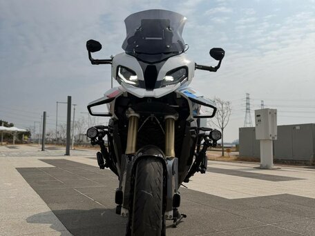 2024 BMW S 1000 XR, белый, 2706000 рублей, вид 3