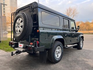 2011 Land Rover Defender 110 I Рестайлинг, зелёный, 2000000 рублей, вид 3