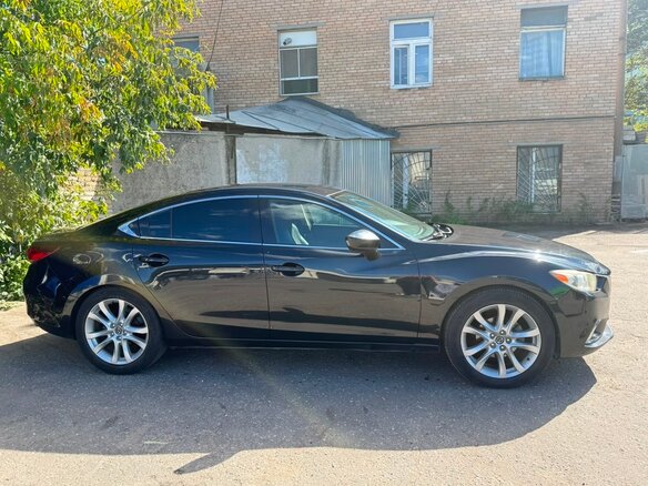 2013 Mazda 6 III (GJ), чёрный, 1600000 рублей - вид 3