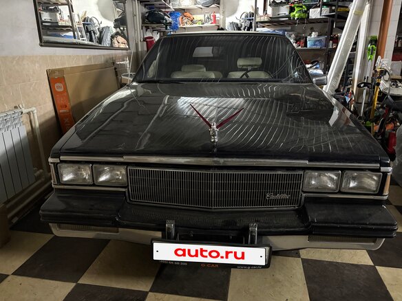 1985 Cadillac DeVille VI, чёрный, 1250000 рублей