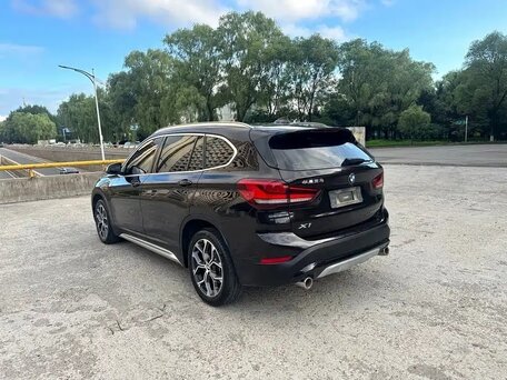 2022 BMW X1 Long 20Li sDrive II (F48) Рестайлинг, чёрный, 2537007 рублей, вид 4