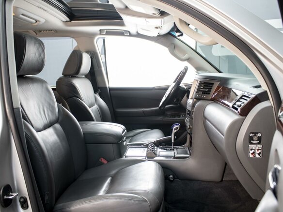 2008 Lexus LX 570 III, серебристый - вид 7