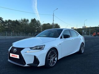 2018 Lexus IS 300 III Рестайлинг, белый, 2499999 рублей, вид 3