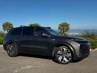 2023 Li Auto (Lixiang) L9 44.5 kWh I, серый, 5400000 рублей, вид 3