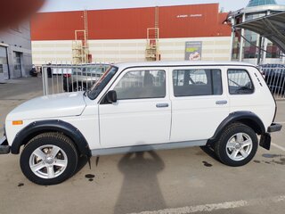 2014 Lada (ВАЗ) 2131 (4x4) 213105 I, белый, 500000 рублей, вид 3
