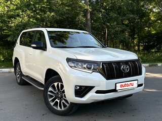 2021 Toyota Land Cruiser Prado 150 Series Рестайлинг 3, белый, 6800000 рублей, вид 1