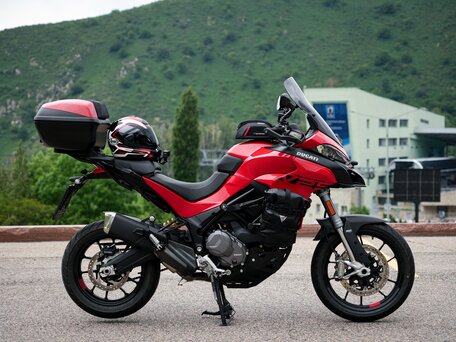 2023 Ducati Multistrada V2, красный, 2000000 рублей, вид 2