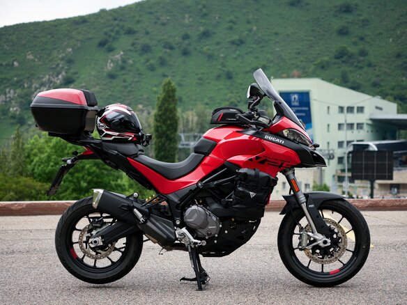 2023 Ducati Multistrada V2, красный, 2000000 рублей - вид 1