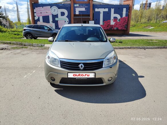 2012 Renault Sandero I, бежевый, 530000 рублей