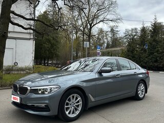 2018 BMW 5 серии 520i VII (G30/G31/G38), серый, 2500000 рублей, вид 2