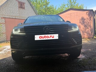 2016 Volkswagen Touareg II Рестайлинг, чёрный, 4000000 рублей, вид 1