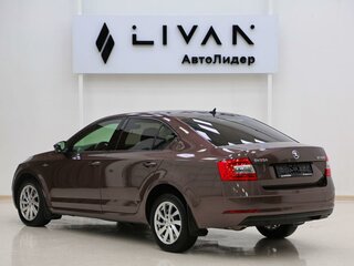 2018 Skoda Octavia III (A7) Рестайлинг, коричневый, 1525000 рублей, вид 2