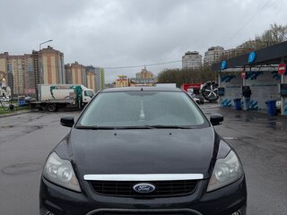 2010 Ford Focus II Рестайлинг, чёрный, 700000 рублей, вид 2