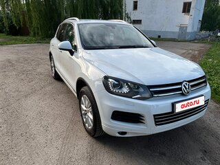 2013 Volkswagen Touareg II, белый, 2250000 рублей, вид 1