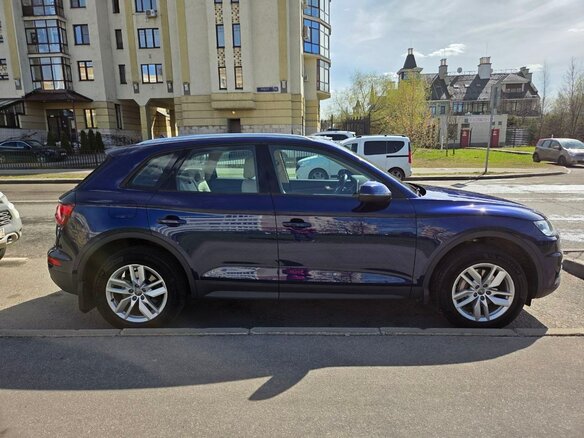 2017 Audi Q5 II (FY), синий, 2725000 рублей - вид 6